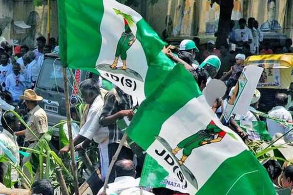 ಪೊಲೀಸ್ ಇಲಾಖೆಗೆ ಕಪ್ಪುಚುಕ್ಕೆ: ಡಿಜಿಪಿ ‘ರಾಸಲೀಲೆ’ ವಿರುದ್ಧ ಜೆಡಿಎಸ್ ಕೆಂಡಾಮಂಡಲ!